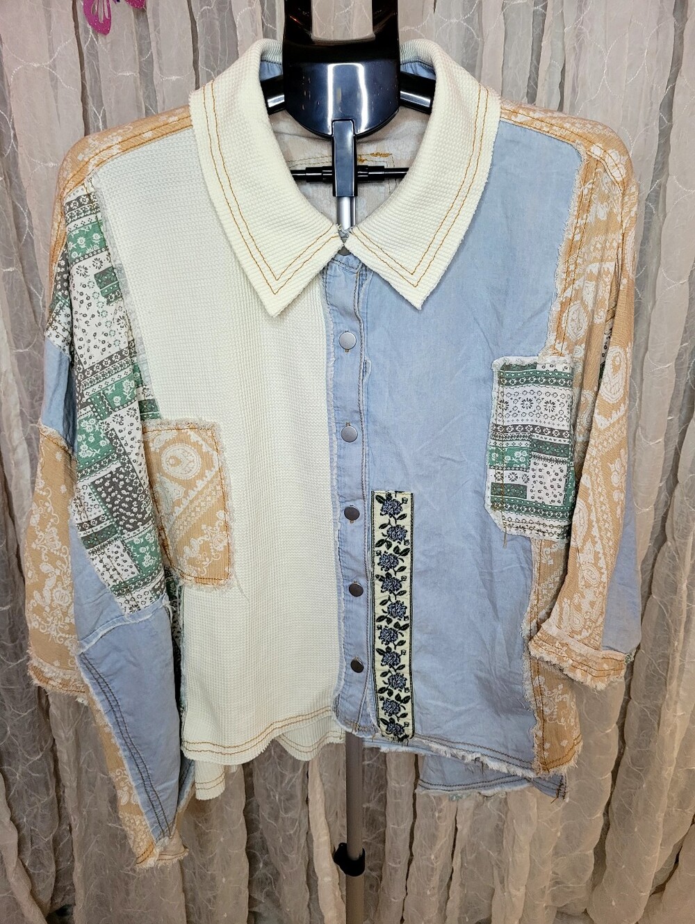 POL Button Down Denim Chambray Waffle Knit Flower Patchwork 100% Cotton Shacket - Picture 3 of 11
